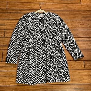 A black and white size 0 jacket medium length super comfortable